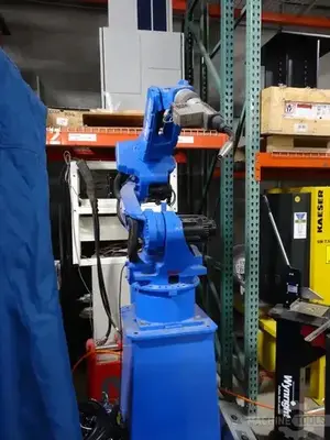 USED 2012 YASKAWA MOTOMAN MA1400