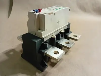 NEW SCHNEIDER ELECTRIC LR9F7375