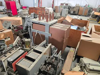 Used _UNKNOWN_ _UNKNOWN_ Circuit Breakers Indiana US | Myron Bowling Auctioneers Inc #1504007