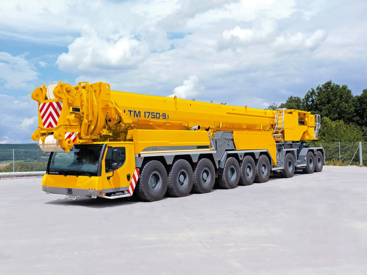 Used 2017 LIEBHERR LTM 1750-9.1 Mobile Cranes Texas US | Uriquip #1421213