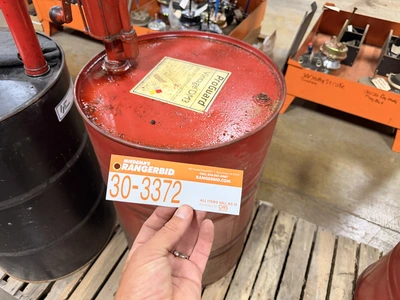 Used PROGUARD VINTAGE DM3 TRANSMISSION FLUID WITH HAND PUMP Drum Pumps Michigan US | Miedema Asset Management Group #1410890
