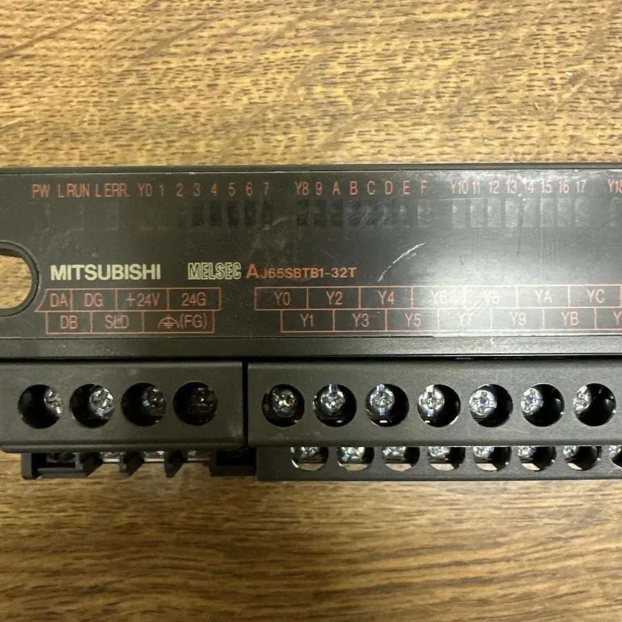USED MITSUBISHI AJ65SBTB1-32T