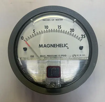 New | in-Stock DWYER 2025 Universal Pressure Meters Ohio US | Surplus Asset Holdings #1237920