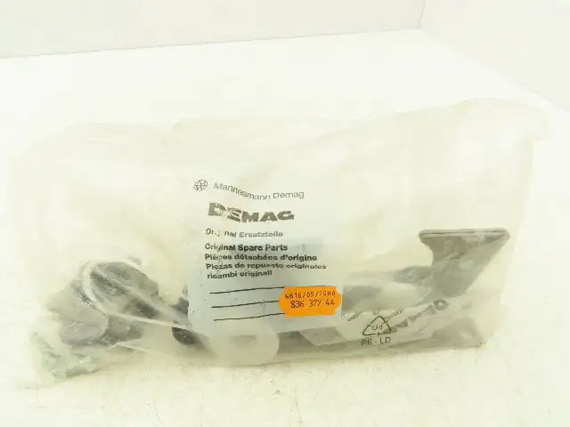 Demag 83637744  DKUN-5 Hoist Hook Load Block Chain Guide Set