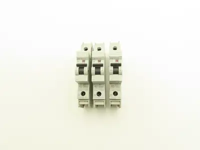 Cutler Hammer WMTC1001 1-Pole 1A Circuit Breaker Lot of 3