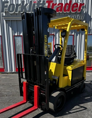 USED 2013 HYSTER E55XN-33