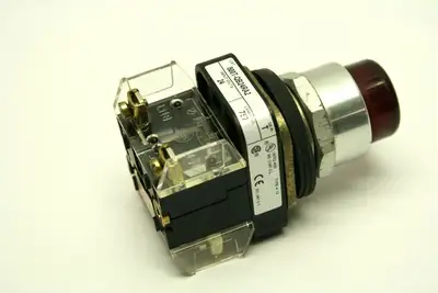USED ALLEN-BRADLEY PUSHBUTTON MOMENTARY RED ILLUMINATED