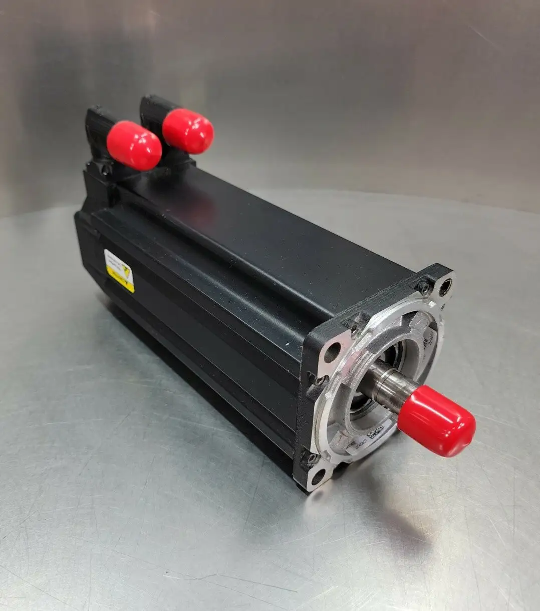 USED Allen-Bradley MPL-B1153F-MJ74AA