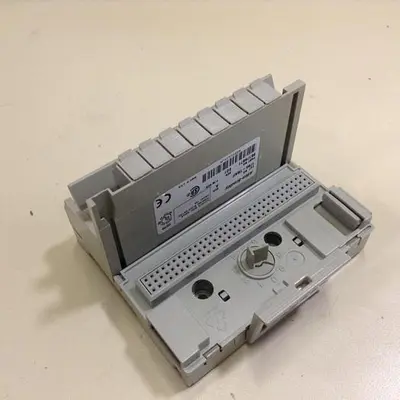 USED ALLEN BRADLEY 1794-TBNF SER A