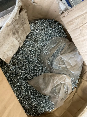 Used _UNKNOWN_ _UNKNOWN_ Nuts & Screws Michigan US | Miedema Asset Management Group #1411080