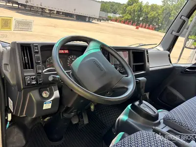 Used 2024 ISUZU NPR HD Box trucks Florida US | Truck and Van Outlet #1509183
