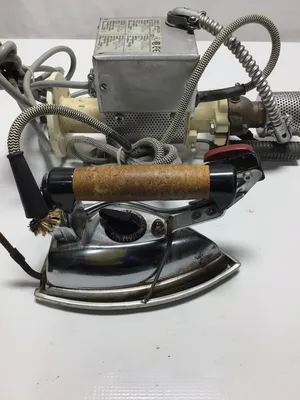 Sapporo SA-3E/LB78A Professional Steam Iron 1PH 50-60 Cycles 100 PSI