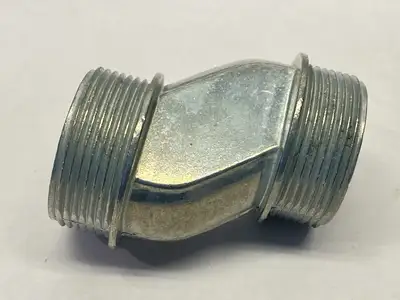 RN-150 | Appleton  1-1/2" Offset Nipple - New – Open box