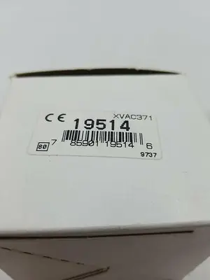 New | in-Stock TELEMECANIQUE XVAC371 Light Source Equipment | ND Industrial Surplus #1226740