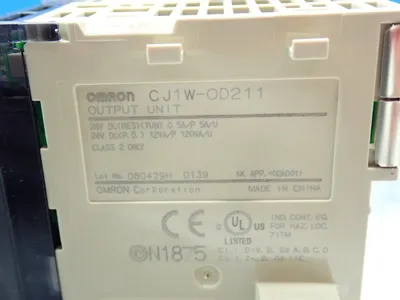 USED OMRON CJ1WOD212
