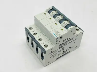 5SY6425-7 | Siemens  Miniature Circuit Breaker 4-Pole 25A 400V - New Other