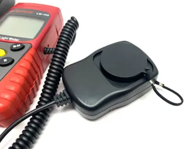 USED AMPROBE PORTABLE COMPACT LIGHT METER 20,0000 LUX, FRONT PANEL SWITCHABLE