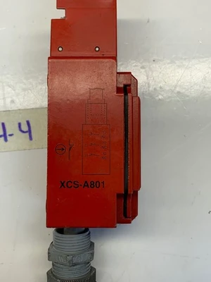 USED Telemecanique XCS-A801