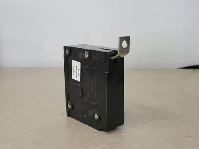 Used EATON BAB1015 Switchgears British Columbia CA | Lenmark #239524