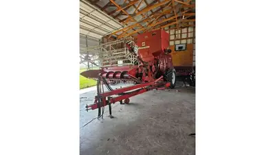 Used INTERNATIONAL HARVESTER 303 Combines Nebraska US | Trustworthy Equipment #1403335