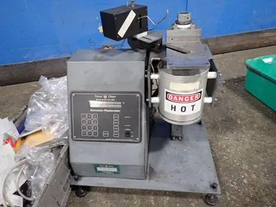 USED TINIUS OLSEN MP993