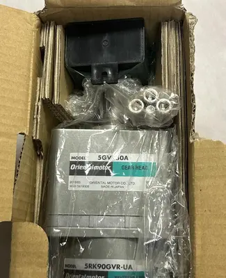USED ORIENTAL MOTOR 5RK90UA-50A