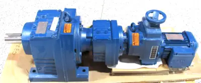 NEW SEW EURODRIVE R87R57D16B VARIABLE SPEED GEARMOTOR 400:1 DRS71M4/DH 230/460V