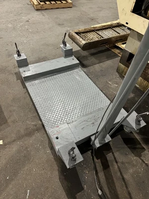 THURMAN / BRECHBUHLER 2000 2,500LBS. PORTABLE