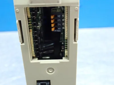 USED OMRON C200HDA003