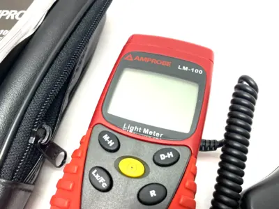 USED AMPROBE PORTABLE COMPACT LIGHT METER 20,0000 LUX, FRONT PANEL SWITCHABLE