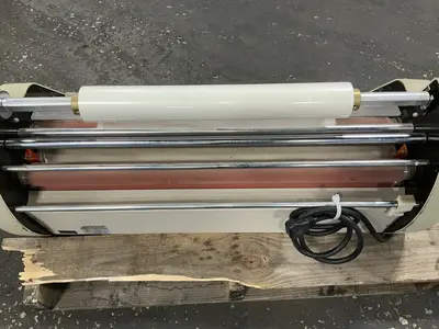 Used 2007 TAH HSIN INDUSTRIAL CORP TCC2700 Laminating Equipment Ohio US | HGR 24 #1463400