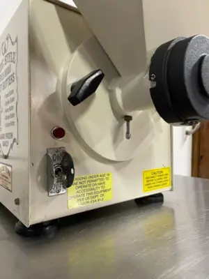 182-0188 Olde Tyme Peanut Butter Machine