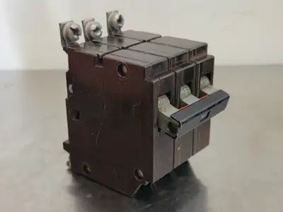 USED CUTLER-HAMMER CHB315