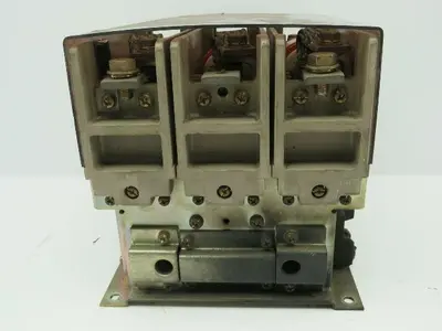 Allen Bradley 1100-BOD93/B Vacuum Contactor 1500VAC 200HP 3 Pole Series B