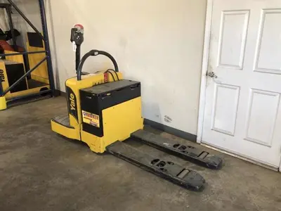 USED 2013 YALE MPE060LV