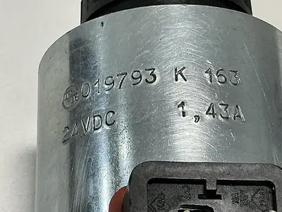 USED MANNESMANN REXROTH 5-4WE 10 E67-33/CG24N9K4/CT08