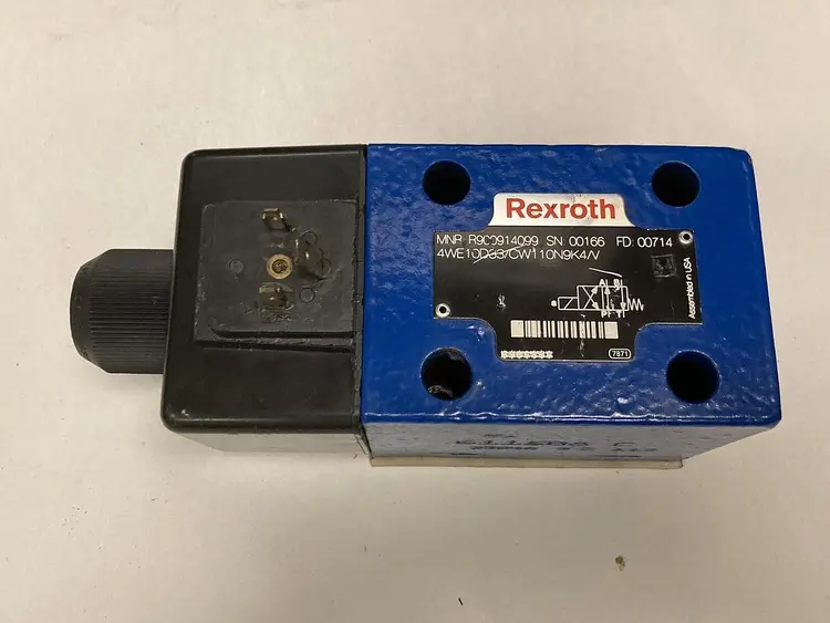 Used REXROTH 4WE10EB33/CW110N9K4/V Pump & Valve Parts | Surplus Asset Holdings #1218480