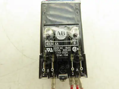 Allen Bradley 800MR-PT16R Small Round Pilot Light XFMR 120V Red Lens 22.5 mm