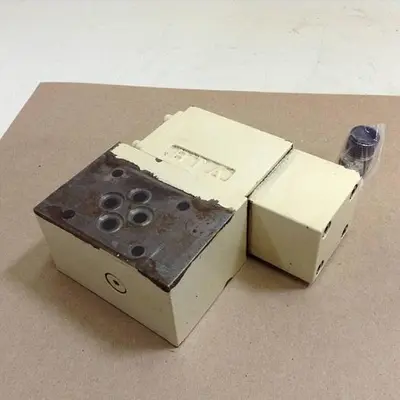 USED REXROTH 4WH6D525V