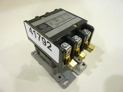 USED GENERAL ELECTRIC / GE CR253DB302AAA
