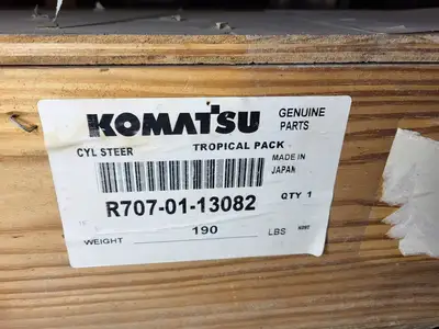 USED 2009 KOMATSU R707-01-13082