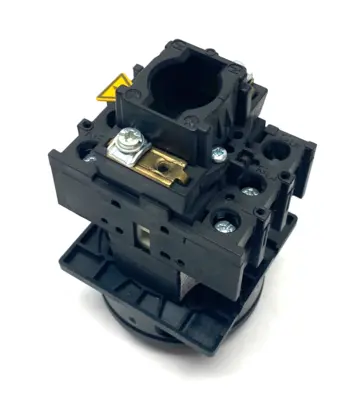 USED EATON MOELLER MAIN DISCONNECT SWITCH BLACK 3-POLE