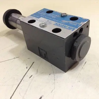 USED VICKERS DG4V-3-2AL-M-U-HL7-60