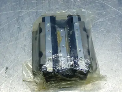 NEW THK SR30TB1SSGK