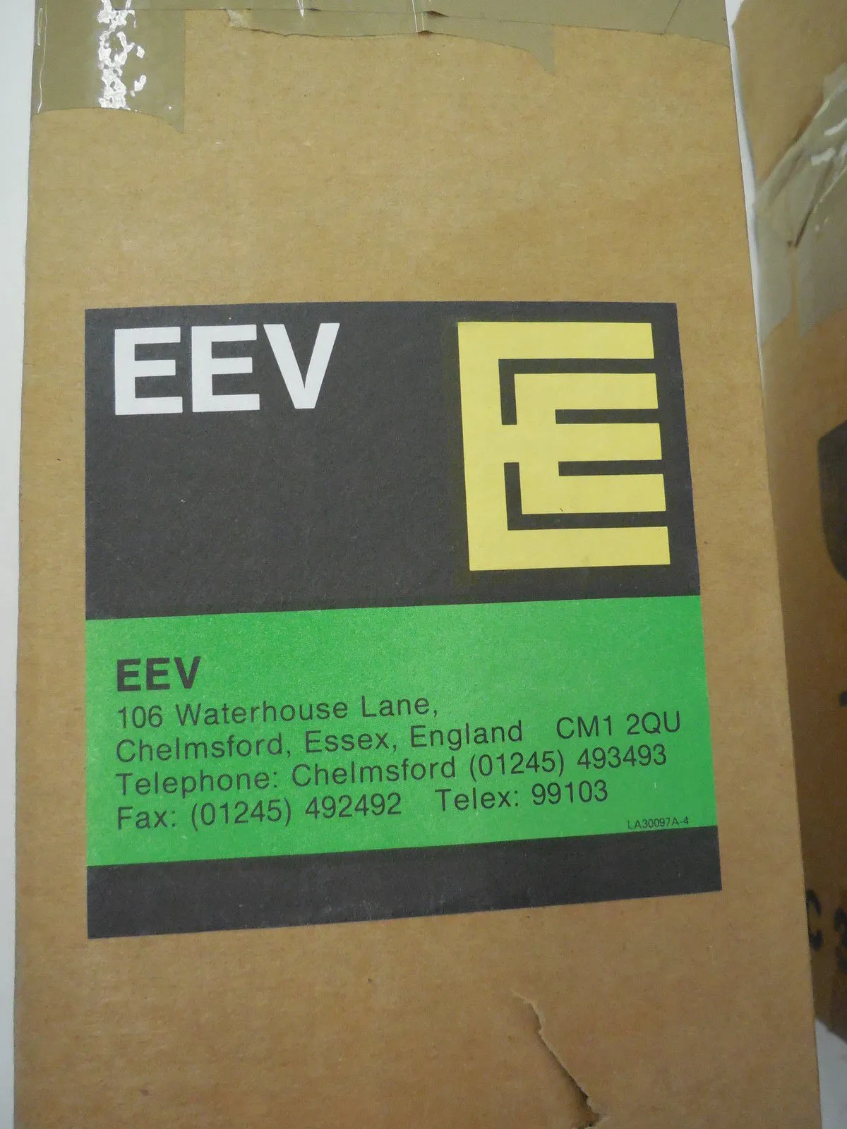 NEW EEV XL681/C100 BULB 9524 XL681C100