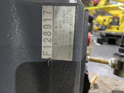 USED 2008 FANUC ArcMate 120iC + R-30iA