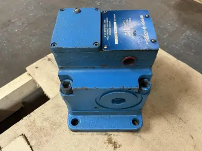 USED VICKERS FGE-06-30-002-12