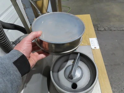 Minox Air Swept Sieve, 8" dia. with vacuum and a cyclone