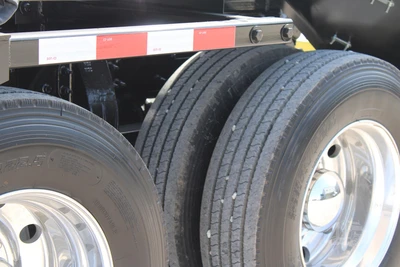 New | in-Stock 2027 PETERBILT 548 Rolloff Trucks Texas US | Roll Off Truck World #1492015