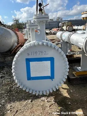 Used Fabsco 284 Sq Ft Horizontal Shell & Tube Heat Exchanger, Duplex 2205 Tubes, 2023